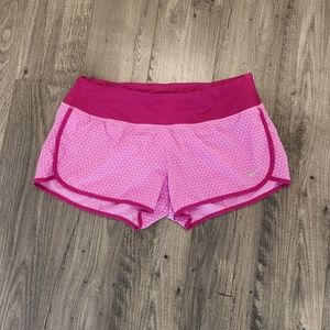Nike printed rival Rosa shorts size S